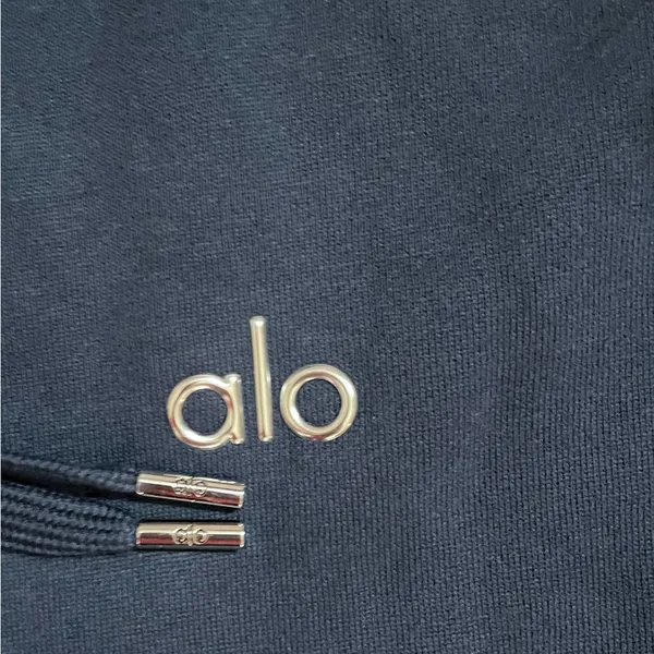 Alo Yoga NWT Accolade Hoodie Navy Blue Size L oversized - Image 10