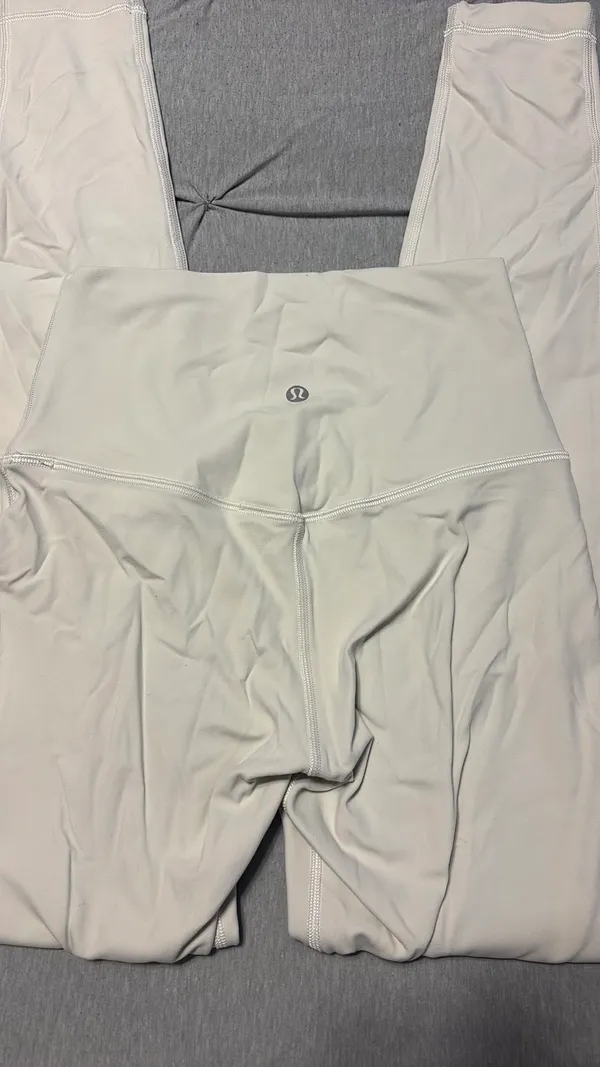 Lululemon Leggings White (crème tint) - Image 3
