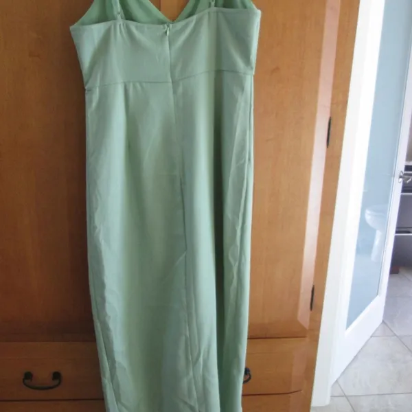 NWT Sage Green Maxi dress - Size 12 - Image 5