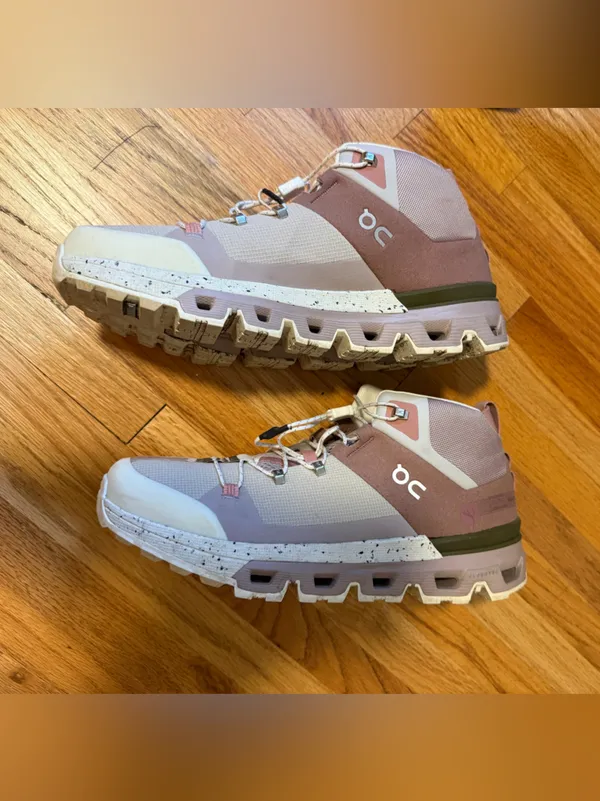 On Cloudtrax Rose/Ivory hiking sneakers - Image 8
