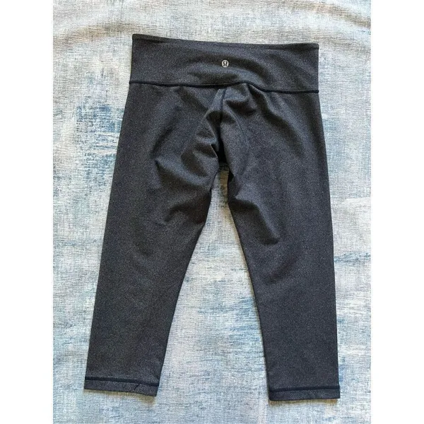 Lululemon Dark Heathered Charcoal Gray Align Cropped Leggings Size 8 - Image 2