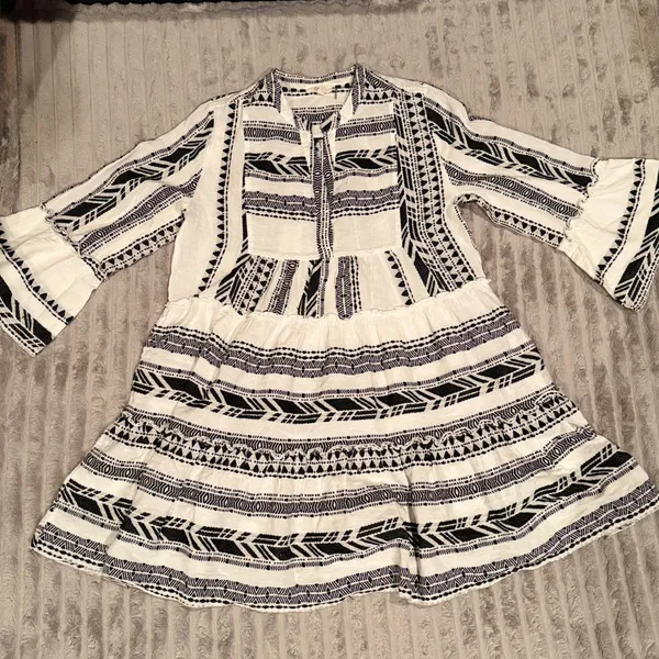 Elan Geometric Print Babydoll Mini Dress White Black Boho Tiered Bell‎ Sleeve L - Image 2