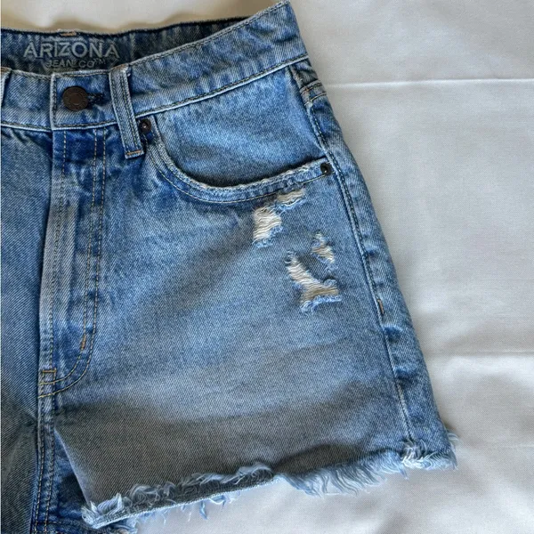 Arizona Jeans Light Blue Distressed Denim High-Rise Shorts - Image 3