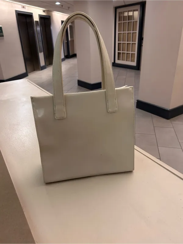 Bag Cream Shoulder Bag with Double Handles - Image 4