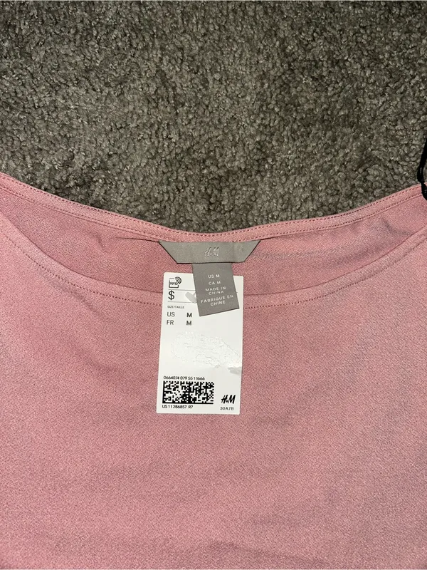 H&M Blush Pink Short Sleeve Scoop Neck Top NWT - Image 3