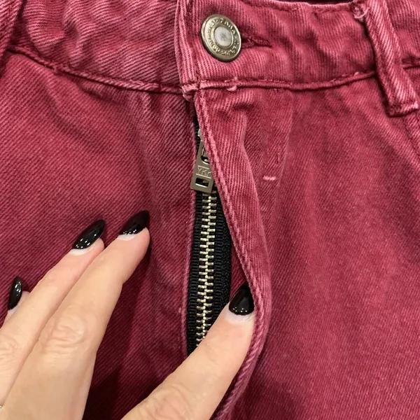 Zara Trafaluc Sz 6 Jeans Denim Wear High‎ Rise Tapered Leg Mom Cranberry Women's - Image 3