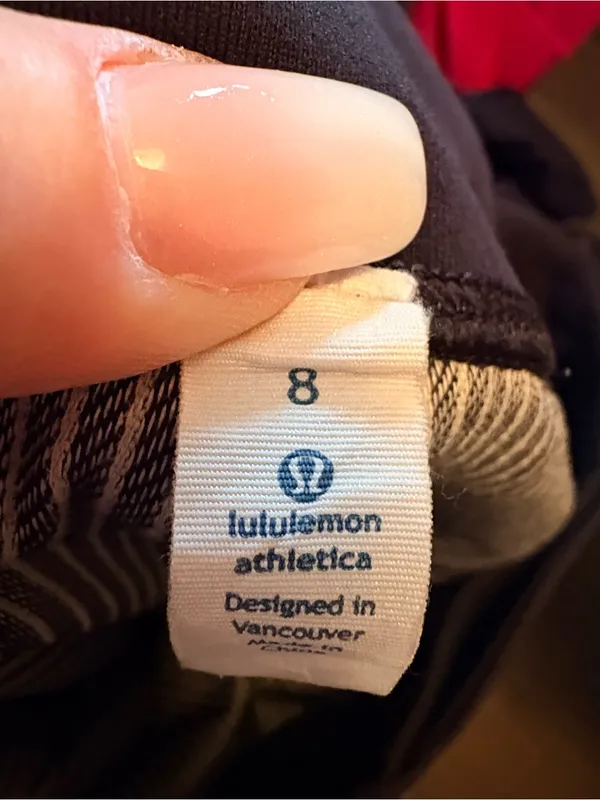 Lululemon Skinny Groove Pant. Great condition vintage - Image 6