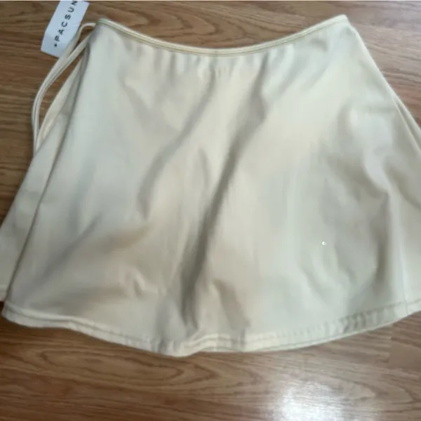 PacSun Cream Skort - Image 4