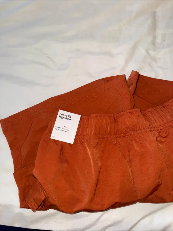 NWT‎ Nike Rust Orange Athletic Cargo Shorts with Swoosh XS - Image 4
