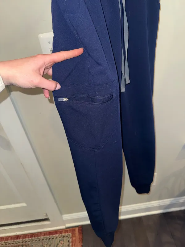 FIGS Zamora Jogger Scrub Pants Navy - Image 6