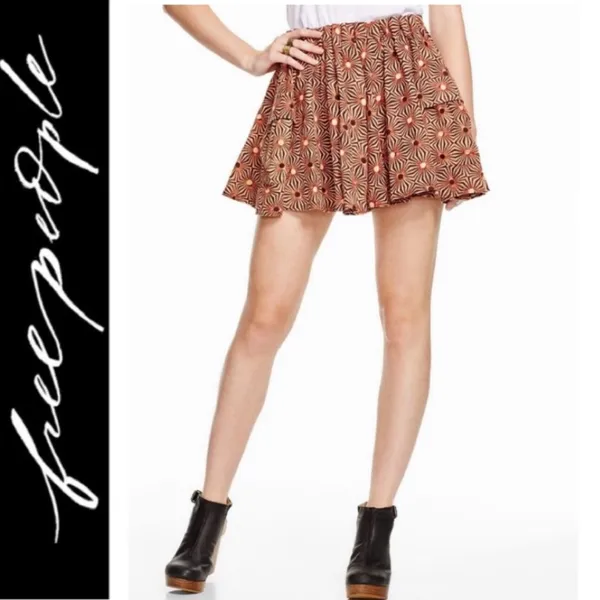 Free people retro print Indie knit skirt with pockets medium - Image 5