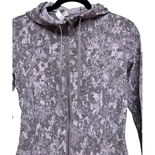 Lululemon Hooded Define Jacket *Nulu Hideaway Camo Lunar Rock Multi Women's Sz 8 - Image 3