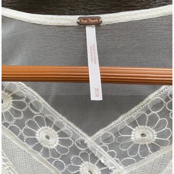 Free People Angel Food Cream Lace boho top blouse size Medium M Coachella - Image 8