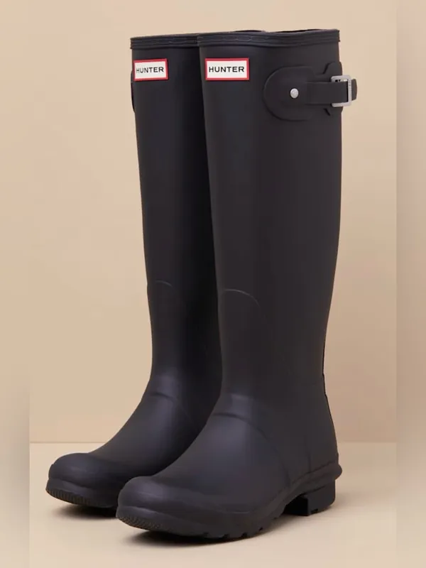 Hunter Tall Matte Black Women's Rain Boots - Image 2