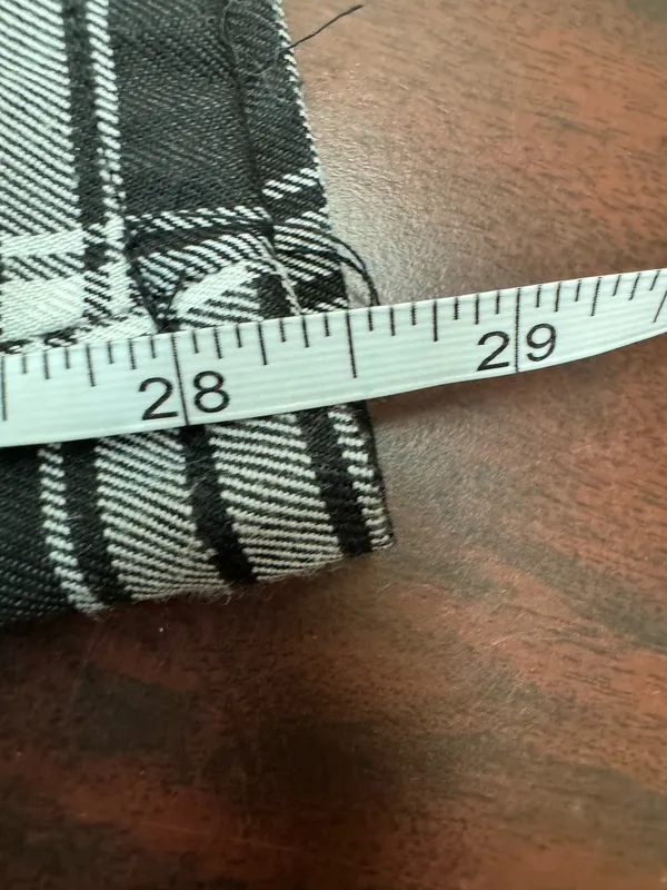 Hot Topic Black and White Plaid Grommet Pants Size Small - Image 6