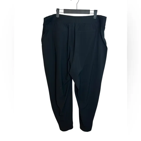 Athleta Brooklyn Black Ankle Pants Plus Size - Image 3