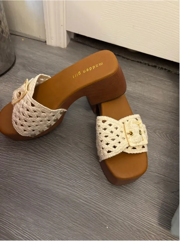 Madden Girl Platform Sandals Beige Brown Size 7.5 - Image 2