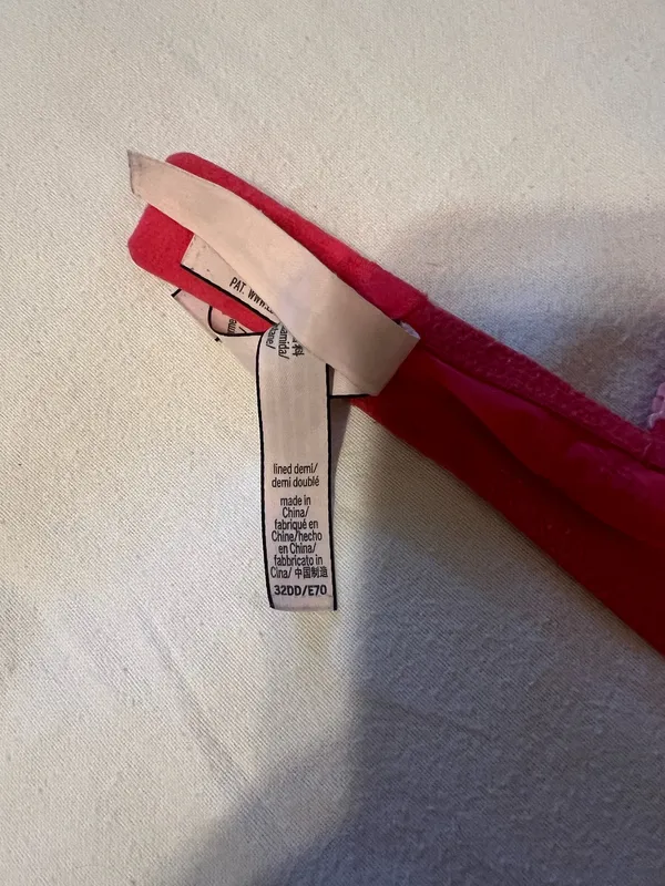 Victoria's Secret Hot Pink Bra Size 32DD - Image 3