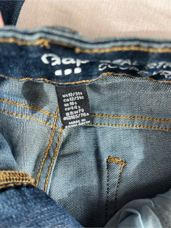GAP 1969• Straight leg dark denim jeans• Sz 12 - Image 5