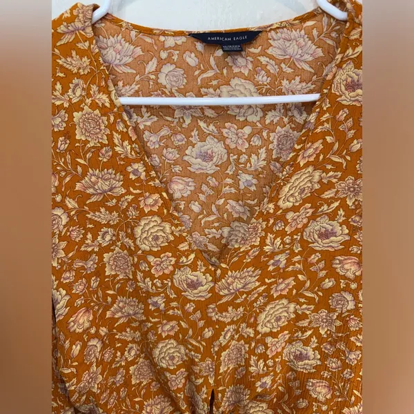 American Eagle‎ Viscose Floral V-Neck Cropped Hem Bell Sleeves Boho Top Size XS - Image 5