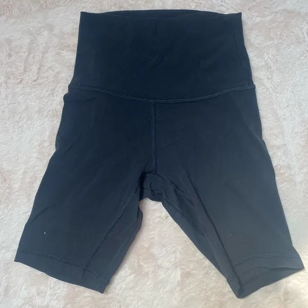 Lulu Lemon Black Aligned Biker Shorts - Image 2