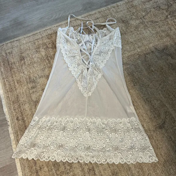 Shirley of Hollywood White lace babydoll dress with adjustable straps and lace trim - Image 2