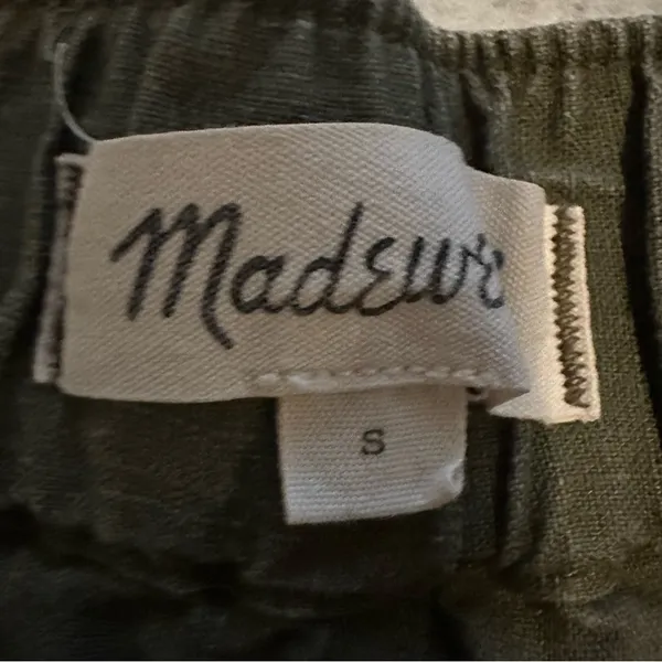 Madewell Olive pull on shorts size S - Image 5