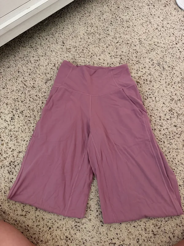 Lululemon Wide-Leg Pants - Image 3