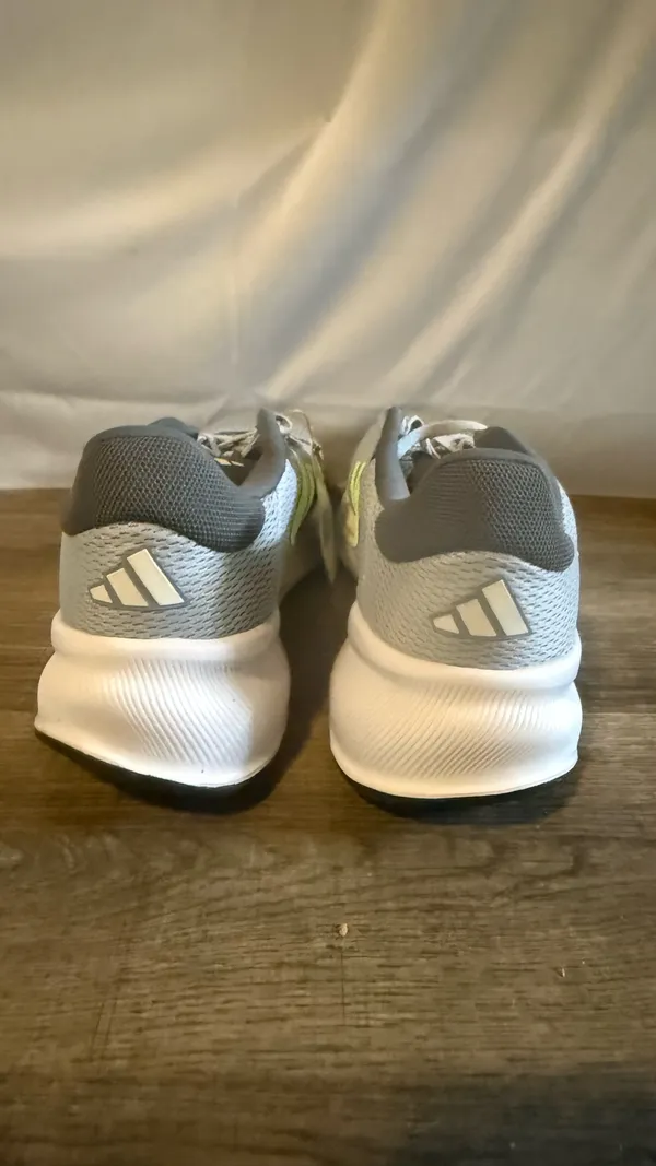 Man Running Adidas Shoes size 13 - Image 3