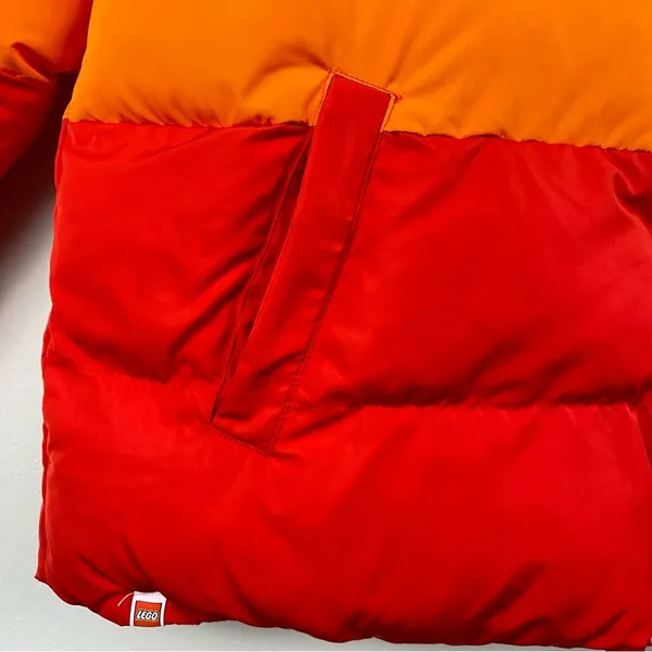 limited edition LEGO® Collection x Target Red - Image 3