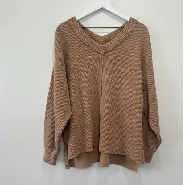 Aerie Wonder Texture Oversized V-Neck Knit Pullover Sweater Size Medium - Image 2
