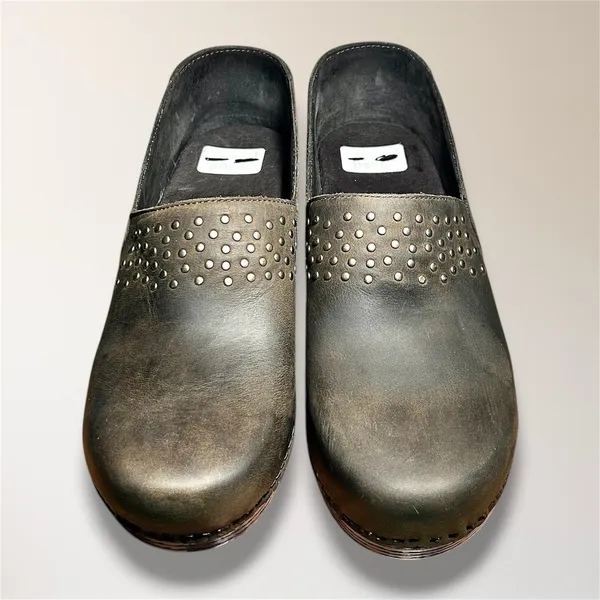 Dansko Mavis Brown Nubuck‎ Studded Clogs EU 42 US 11.5-12 Comfort Leather Shoes - Image 6