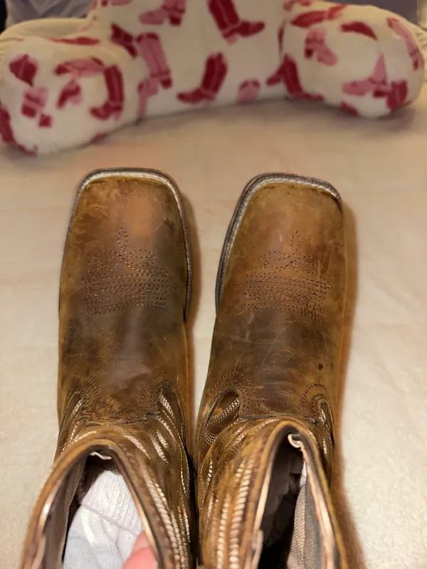 Ariat Boots Size 7 - Image 4