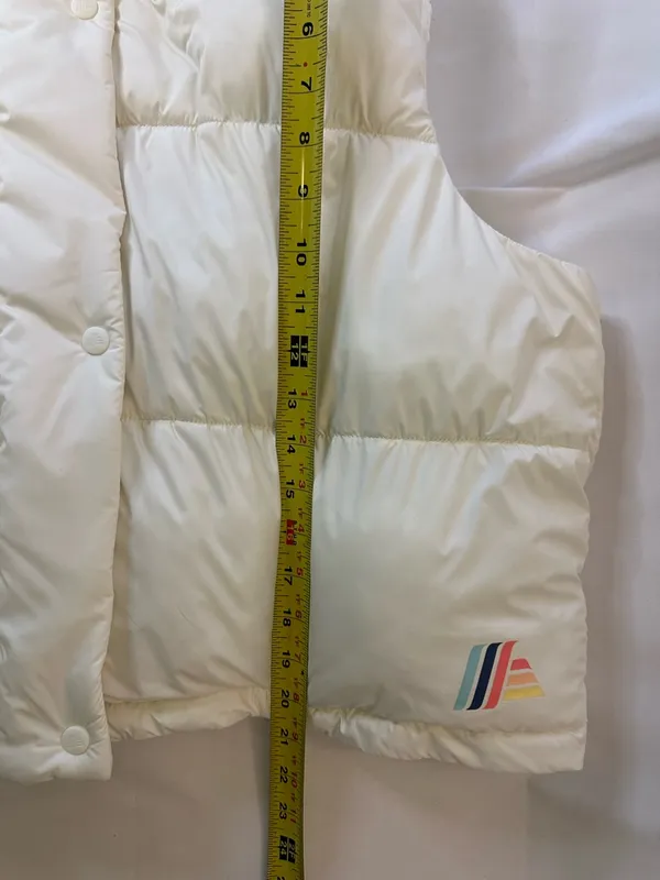 Cream Puffer Vest with Rainbow Accent White Size XL - Image 7