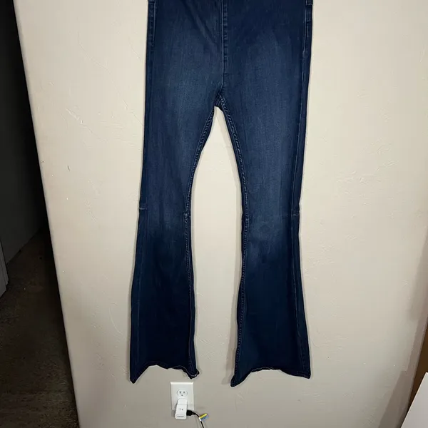 Free‎ People Penny Pull-On Flare Bell Bottom Hippie Festival Denim Jeans - Image 5