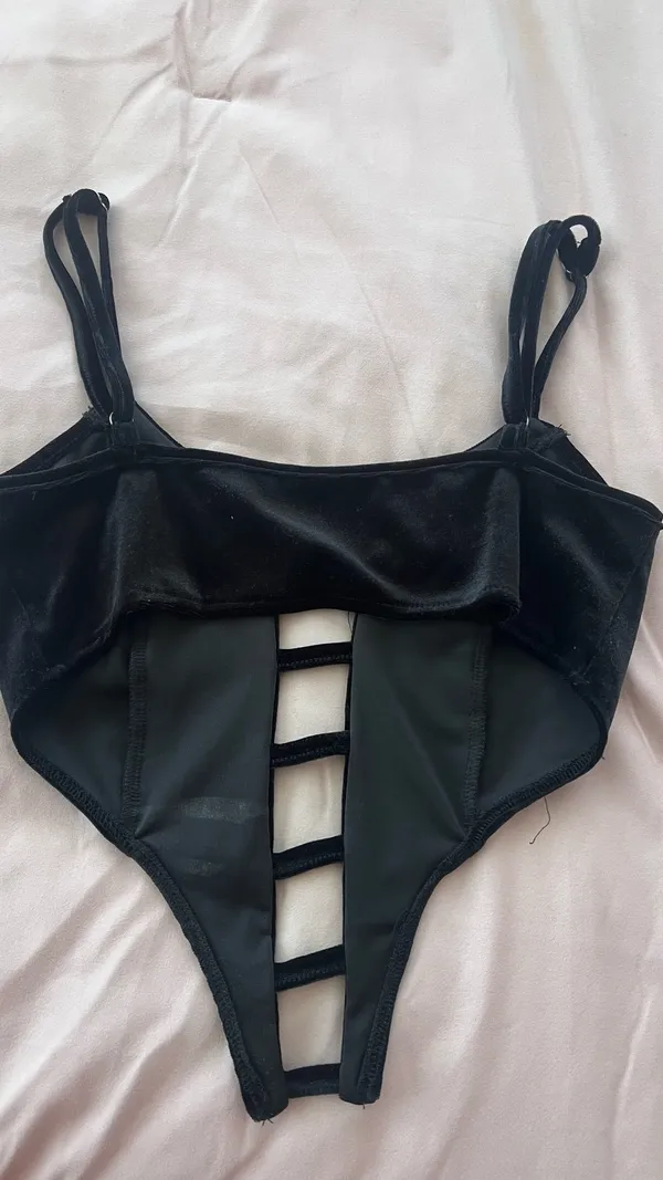 Going Out Forever 21 Top Black - Image 2