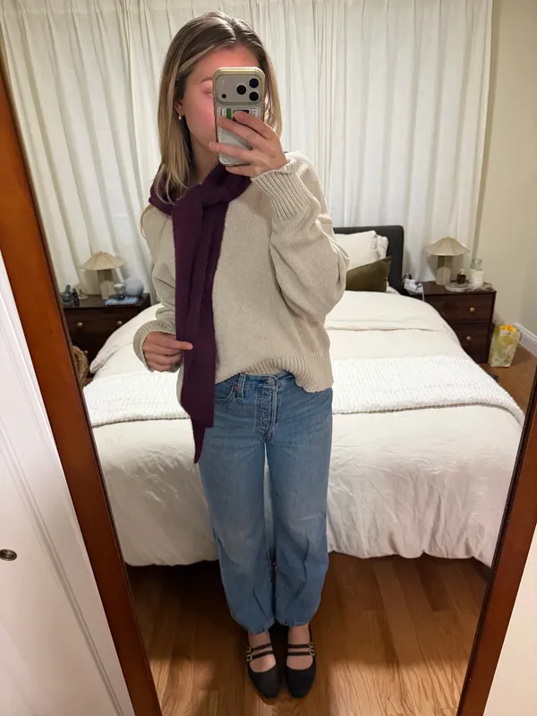 Blue wash straight leg Levi jeans - Image 2