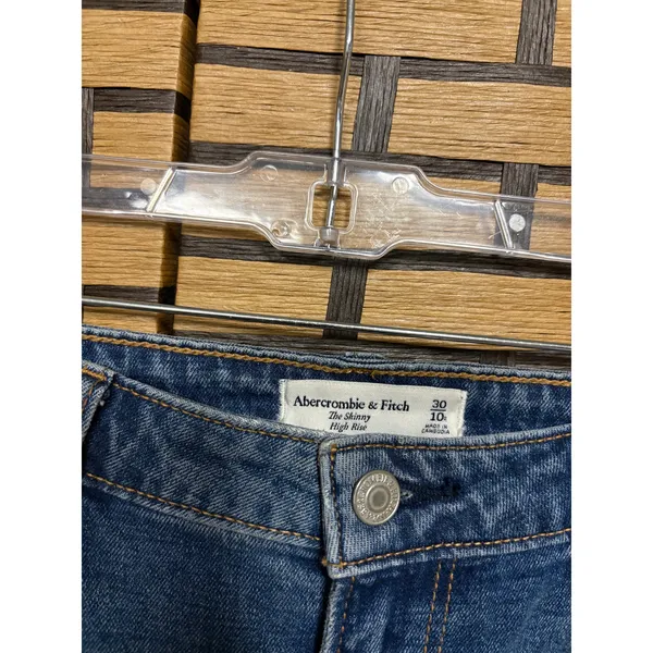 Abercrombie‎ & Fitch The Skinny High Rise Jeans Size 30/10 - Image 3