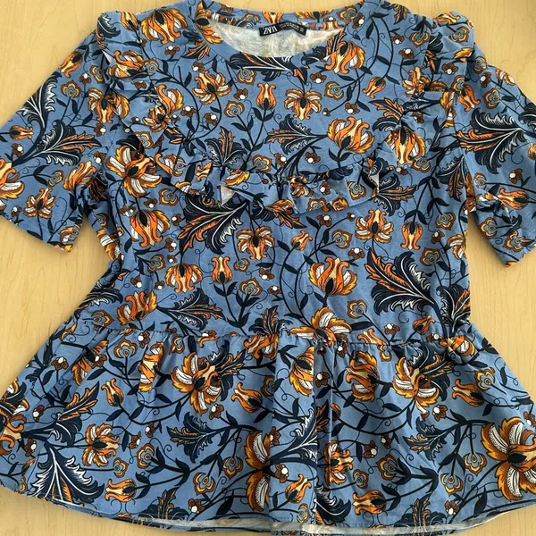Zara Blue Floral Print Peplum Top - Image 4