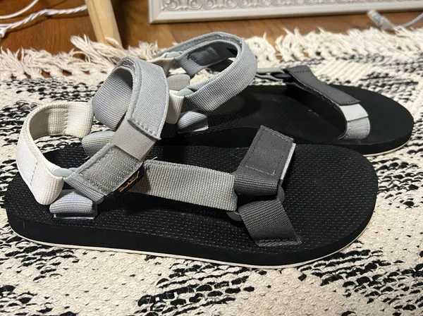 Teva Flatflorm Sandal - Image 2