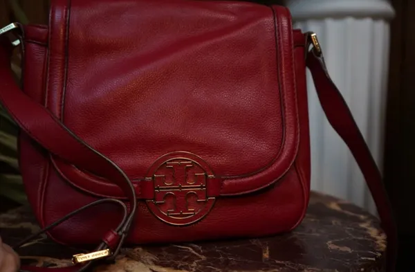 Tory Burch Leather Crossbody Bag - Image 9