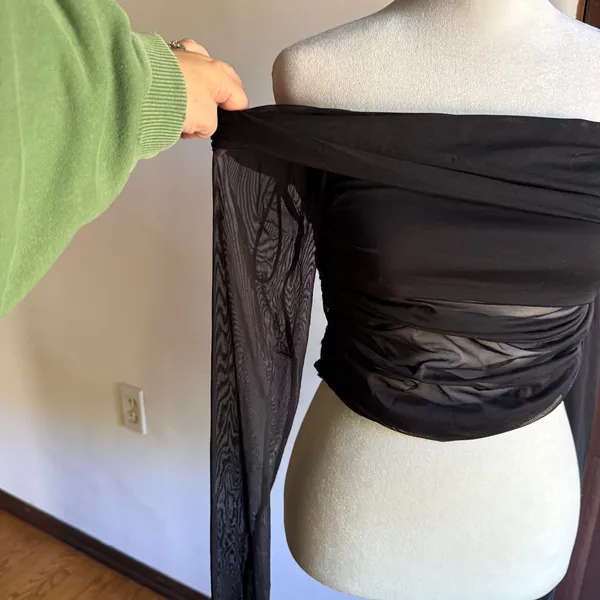 ALICE + OLIVIA | Isadola Long Sleeve Top Ruched Mesh Off Shoulder | Medium - Image 3