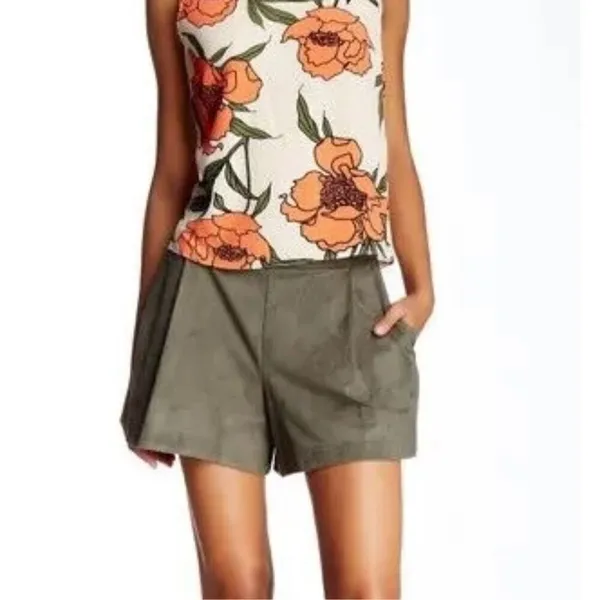1.STATE Women's‎ High Waist Shorts Vegan Faux Suede Pleated Olive Earth Sz S - Image 2