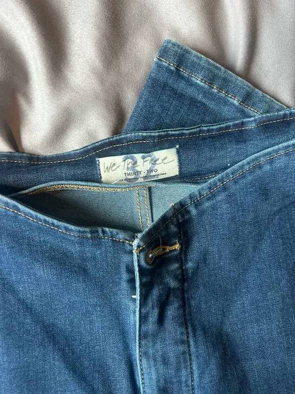 Free People Isla Jeans Slim Flare - Image 2