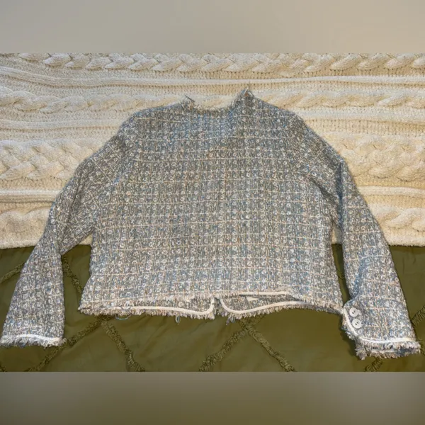 Olivaceous Blue and White Tweed Blazer - Image 3