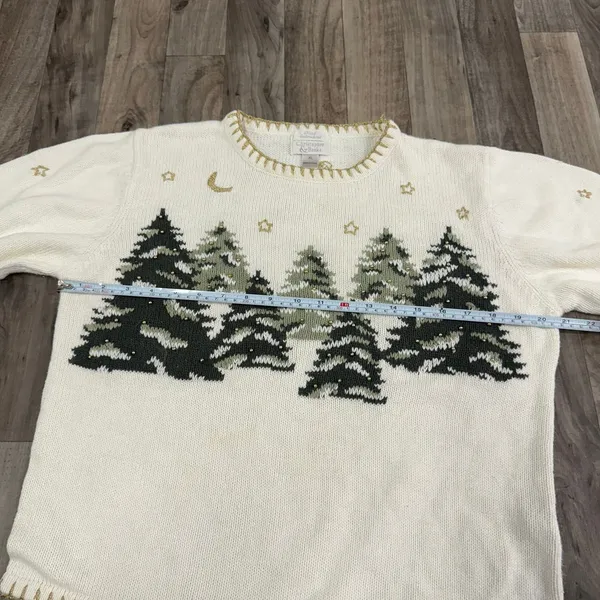 Vintage Christmas Tree Holiday beaded hand knitted sweater - Image 4