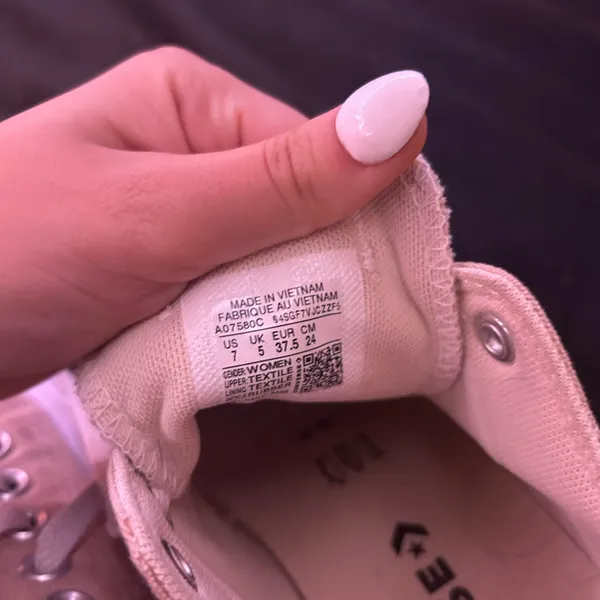 Converse Tan Canvas Women's Shoes - Image 4