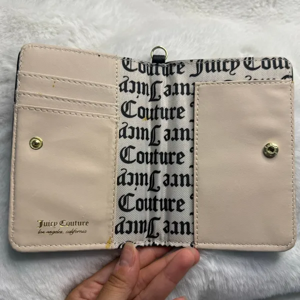 JUICY COUTURE Passport Cardholder - Image 3