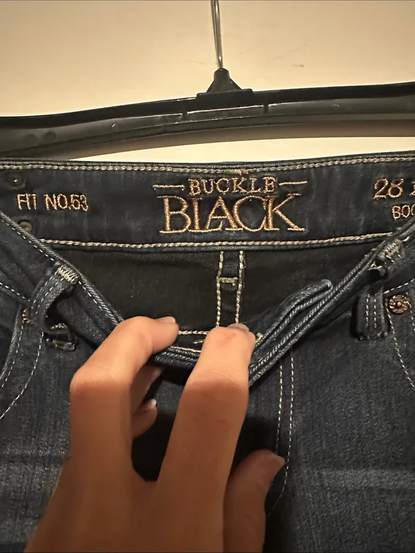 Buckle Black dark wash boot cut blue jeans - Image 3