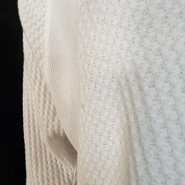 Lazy Sundays White Waffle Knit Long Sleeve Top (S) - Image 8
